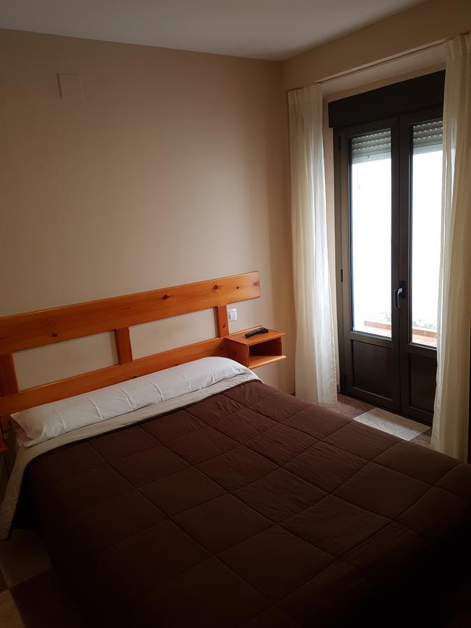 Pension Arenal San Vicente De La Barquera Extérieur photo